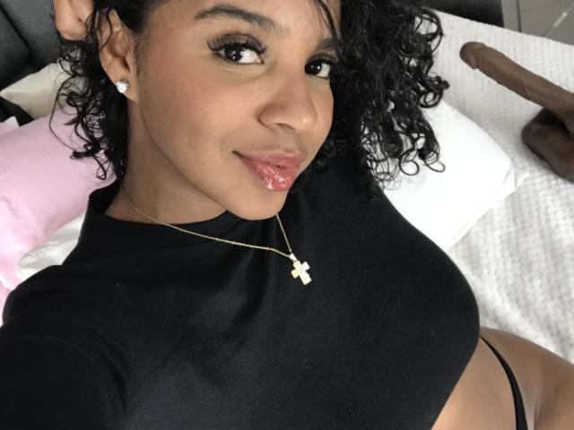 LisaMendez - Live porn &amp; sex cam - 24786513