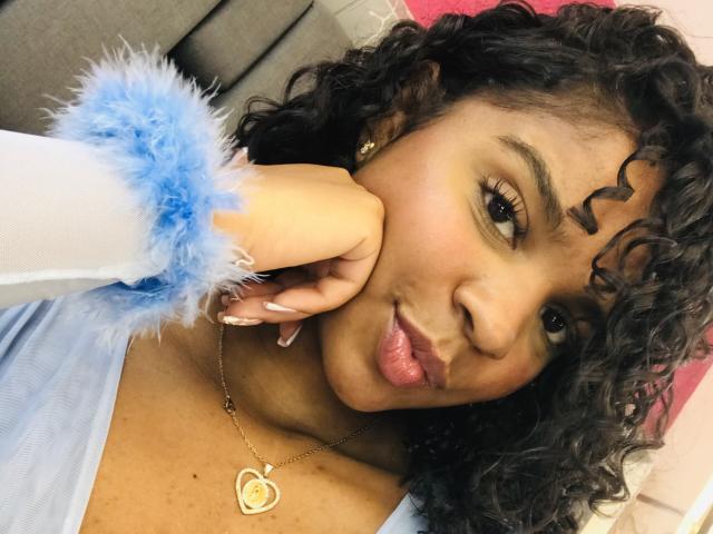 LisaMendez - Live porn &amp; sex cam - 24786533