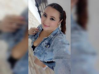 ElektraRous - Live porn &amp; sex cam - 24786645