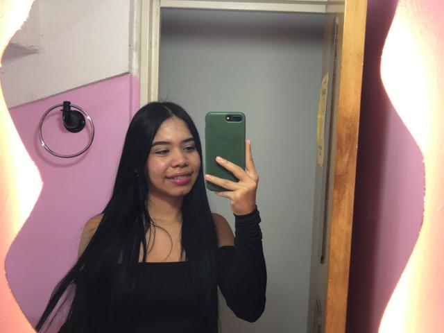 EmaGarces - Live porn &amp; sex cam - 24787897