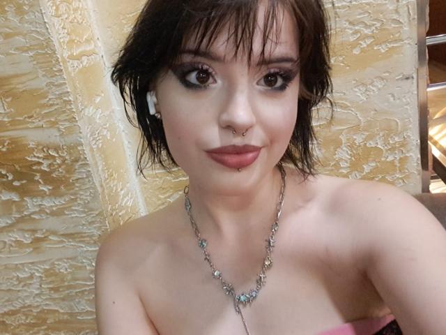 GeorginaLove69 - Sexe cam en vivo - 24789313