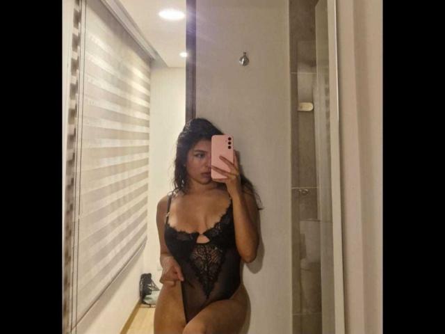 AdaWalton - Live porn &amp; sex cam - 24790461