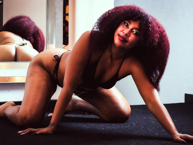 DalilaHeinz - Live sex cam - 24790553