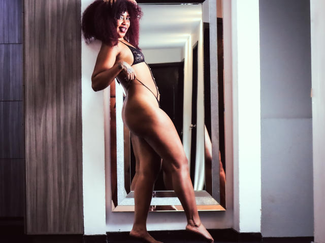 DalilaHeinz - Sexe cam en vivo - 24790569