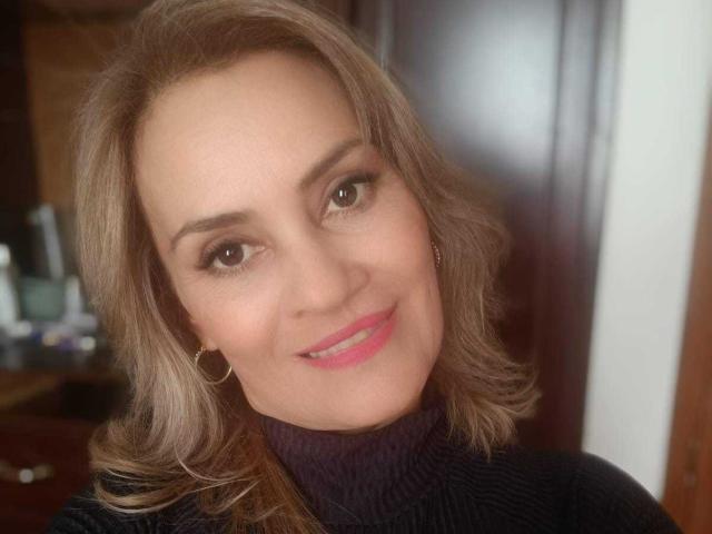 CarolinneFiotti - Live sex cam - 24790961