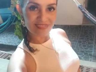 CarolinneFiotti - Camera khiêu dâm &amp; quyến rũ trực tiếp - 24790981