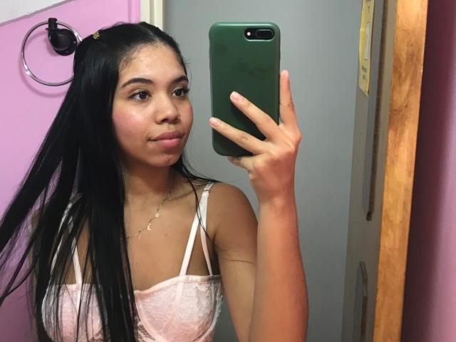 EmaGarces - Porno na żywo i seks kamera - 24793673