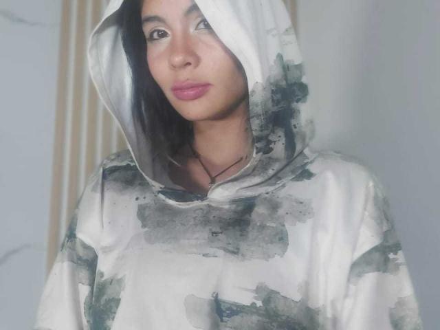 LoreanaAdams - Live porn &amp; sex cam - 24799273