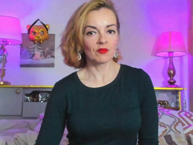 KateRouge - Live porn &amp; sex cam - 24803649
