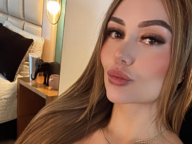 MissAry - Live porn &amp; sex cam - 24805589