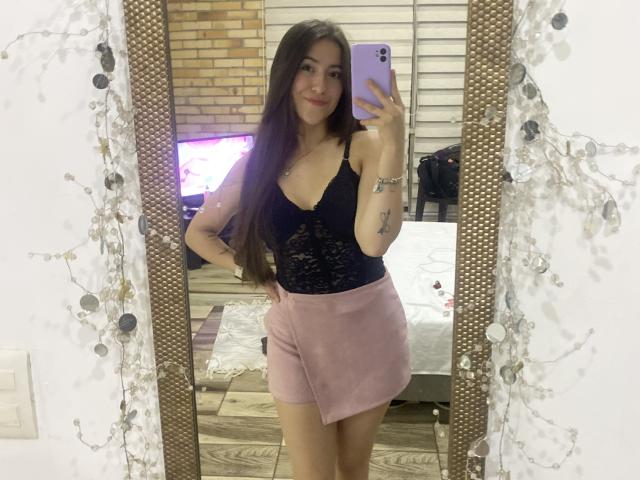 KatiaRogers - ライブポルノ&amp;セックスカム - 24807705