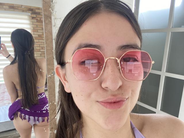 KatiaRogers - Live porn &amp; sex cam - 24807725