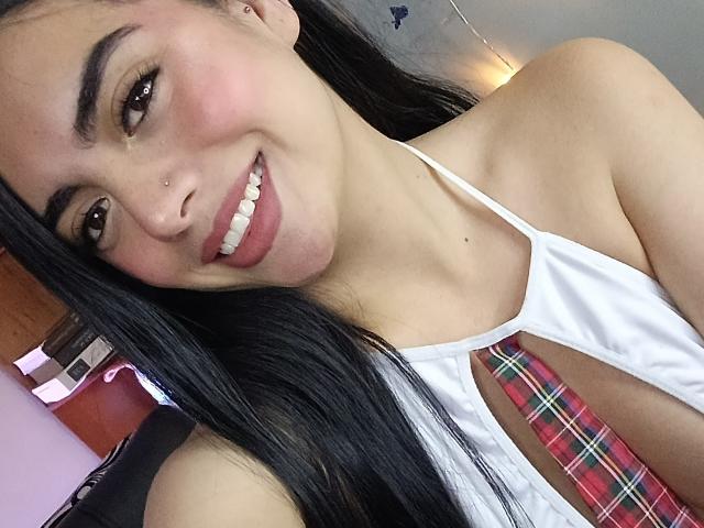 EmaRosee - Live porn &amp; sex cam - 24809505