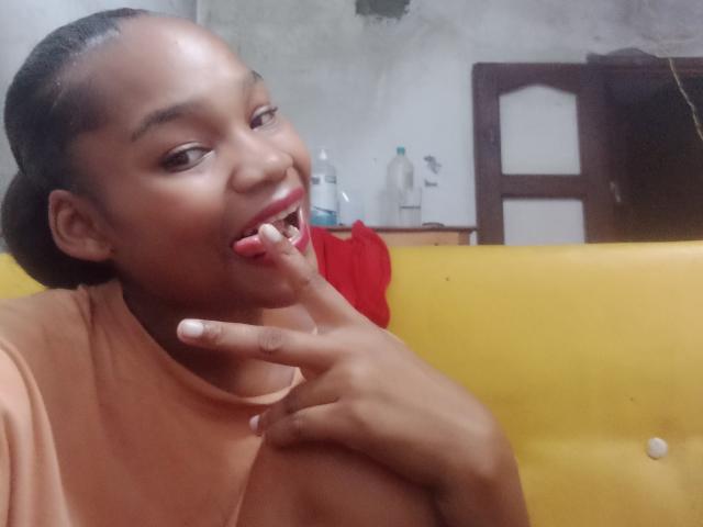 MissBloom - Live porn &amp; sex cam - 24810305