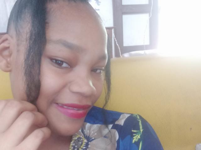 MissBloom - Sexe cam en vivo - 24810373