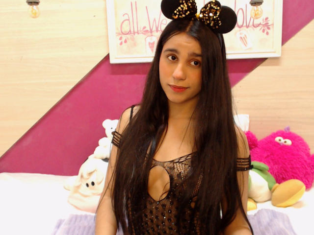 TiffannyRose - Élő pornó és szexkamera - 24812985