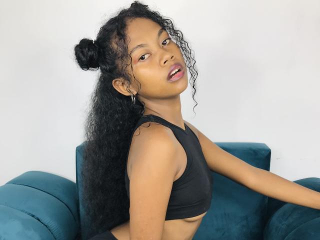 Saloma - Live porn &amp; sex cam - 24814205