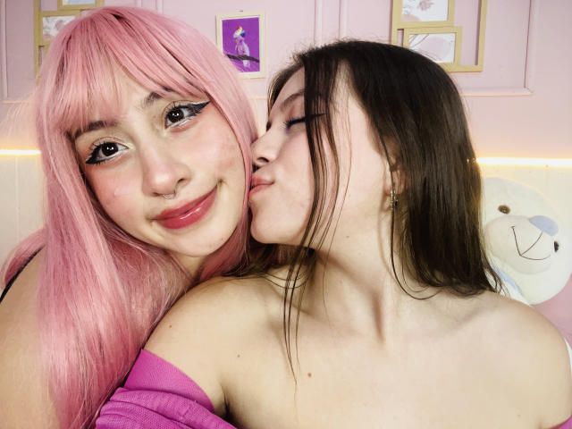 AsianAndLatina - сексуальная веб-камера в реальном времени - 24815749