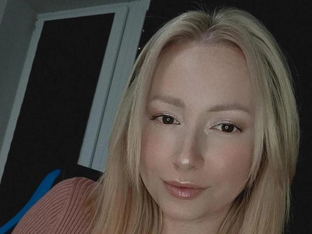 LinaSense - Live porn &amp; sex cam - 24825433