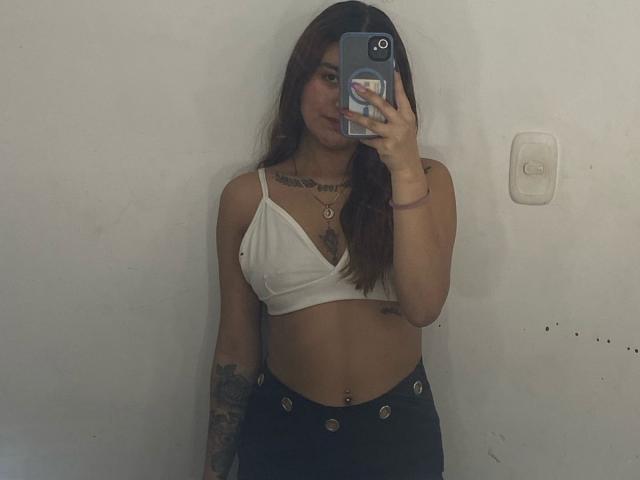 JulianaPorter - Live porn &amp; sex cam - 24825649