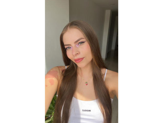 AnnaFer - Élő pornó és szexkamera - 24828017