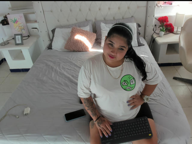 GabyCuteX - Live porn &amp; sex cam - 24828401