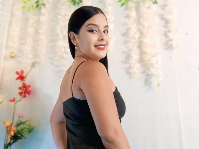 TalianaSquirt - Élő pornó és szexkamera - 24830549