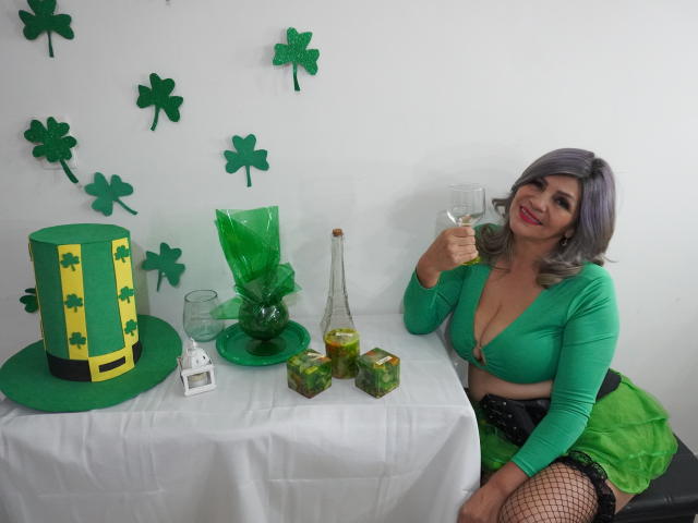 CelesteLincon - Live porn &amp; sex cam - 24830761