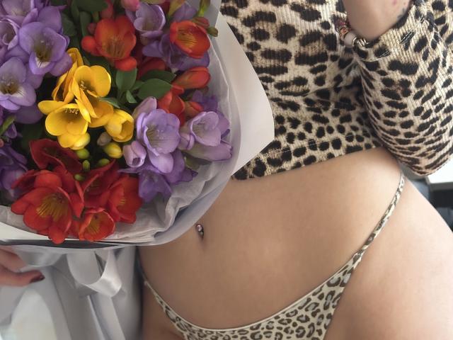 VikkyLikky - Live porn &amp; sex cam - 24833645