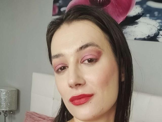 JuliaHuntis - Live porn &amp; sex cam - 24839225