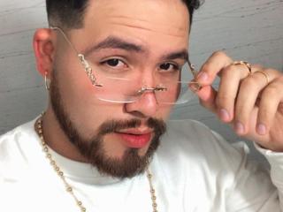 LorensGV - Live porn &amp; sex cam - 24843357