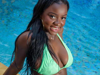 GiannaLewis - Live porn &amp; sex cam - 24855109