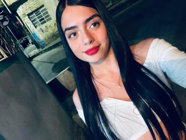 EmaRosee - Live porn &amp; sex cam - 24856745