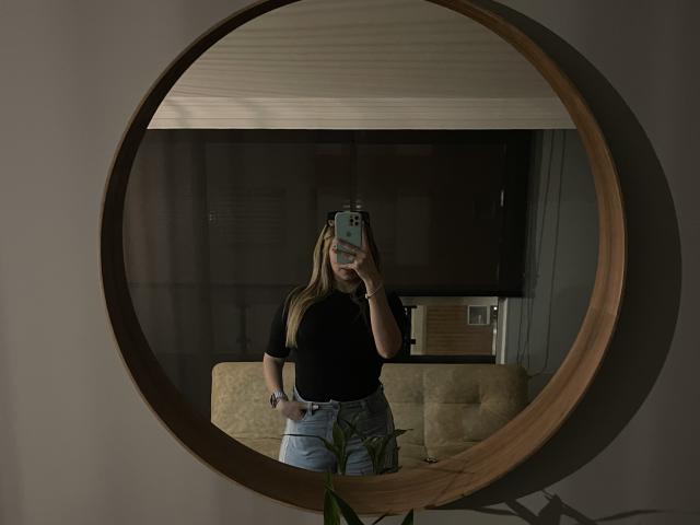 JennyLawry - Live sex cam - 24859365