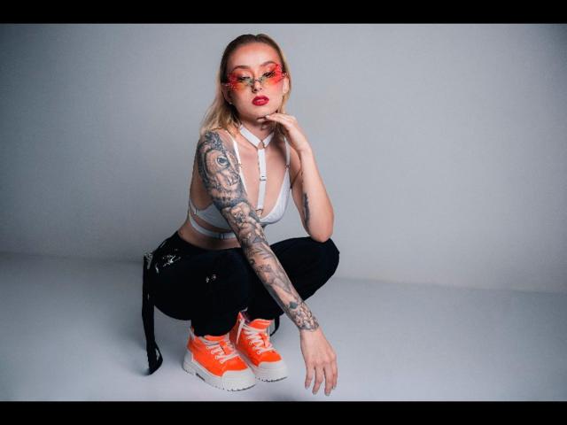 SarahRousen - Live porn &amp; sex cam - 24867457