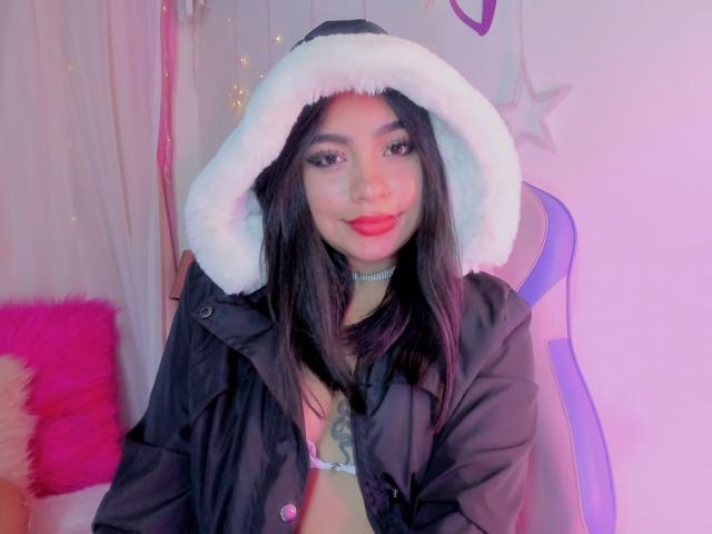 EmmaSoffia - Live porn &amp; sex cam - 24868461