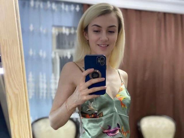 LesyaLaWhite-hot - Live porn &amp; sex cam - 24870445