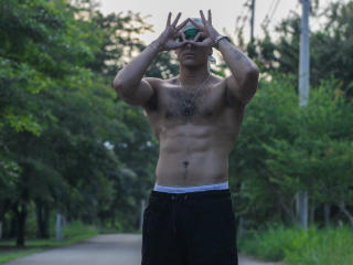 BrattOne - сексуальная веб-камера в реальном времени - 24871369