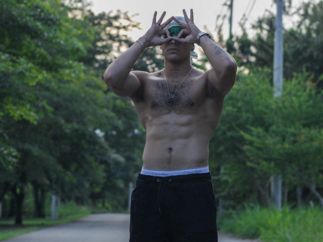 BrattOne - Sexe cam en vivo - 24871369