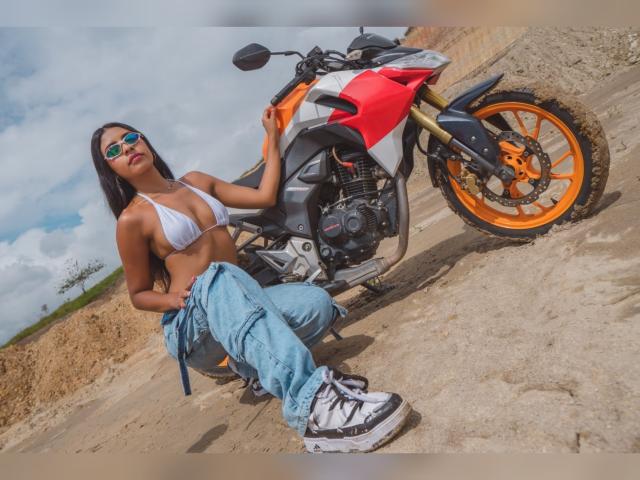 LiliMiiller - Live porn &amp; sex cam - 24871577