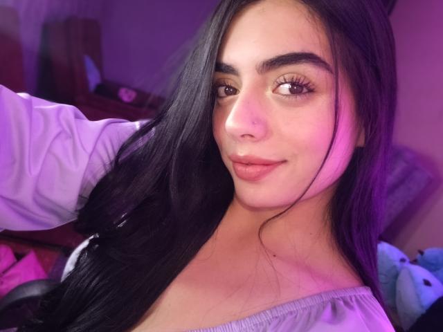 EmaRosee - Live porn &amp; sex cam - 24873177