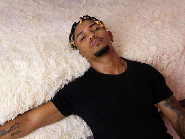 TaylorKevin - Live sexe cam - 24874593