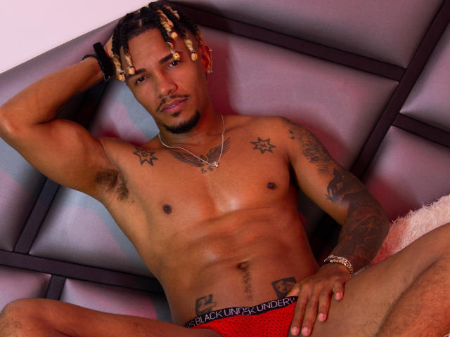 TaylorKevin - Sexe cam en vivo - 24874597