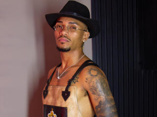 TaylorKevin - Sexe cam en vivo - 24874633