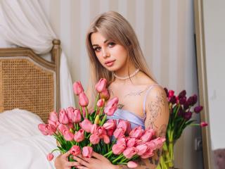 LaraMoss - Live porn &amp; sex cam - 24874805