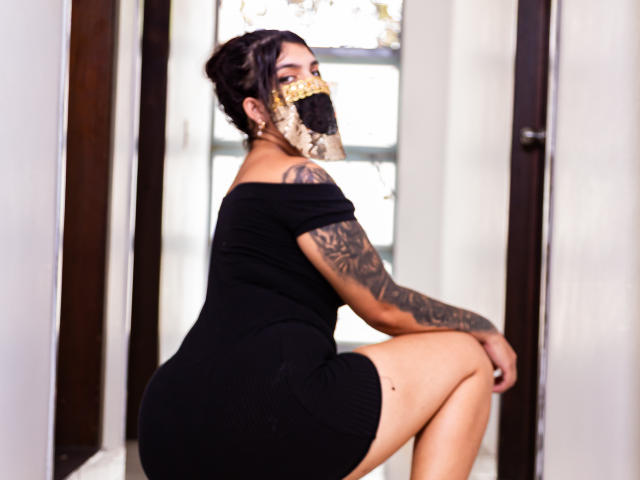 AniisaAli - сексуальная веб-камера в реальном времени - 24876357