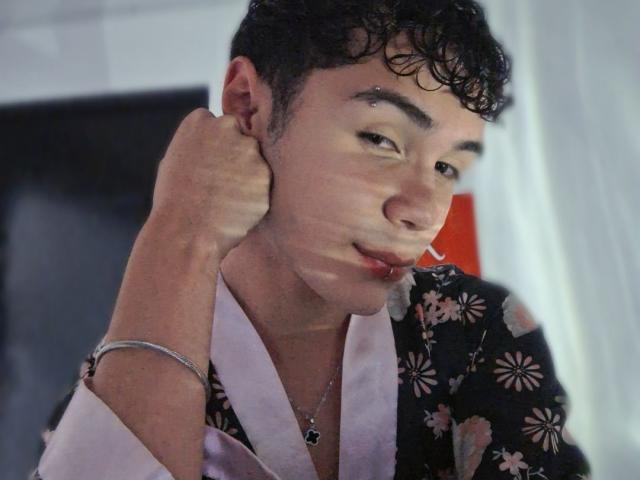 Crushnier - Live Sex Cam - 24876425