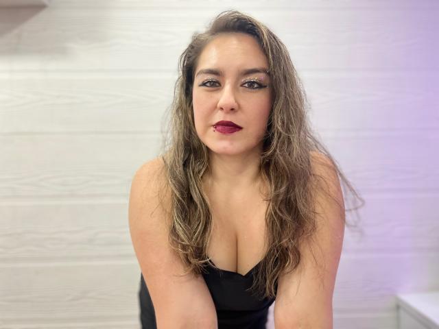 TaylorNova - Live porn &amp; sex cam - 24877781