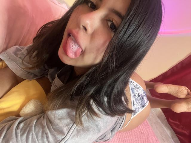 MaiaHairy - Live porn &amp; sex cam - 24885365