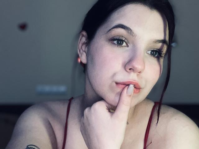 Khaleessi - Live porn &amp; sex cam - 24885885